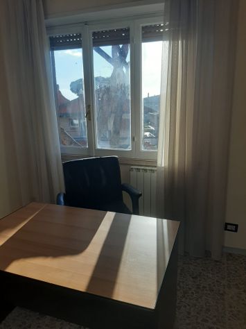 negozio in affitto a Ciampino