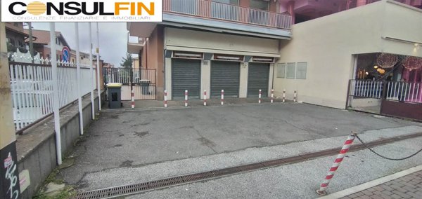 negozio in affitto a Ciampino