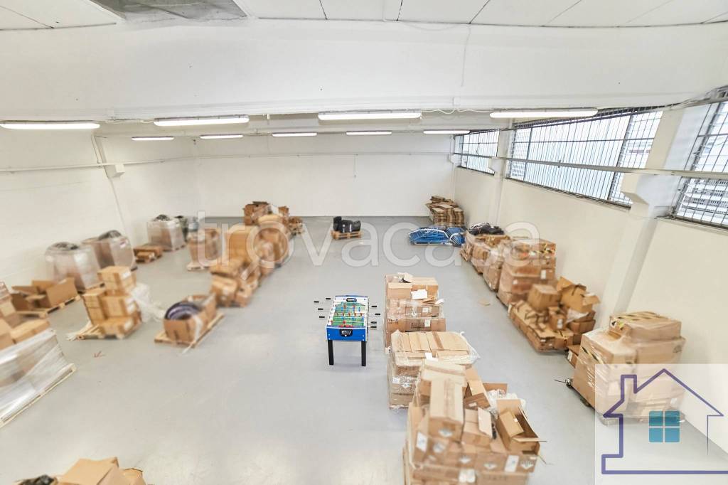 negozio in affitto a Ciampino