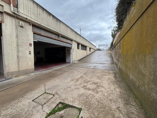 locale commerciale in affitto a Ciampino