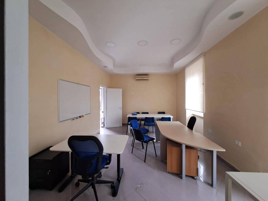 negozio in affitto a Ciampino