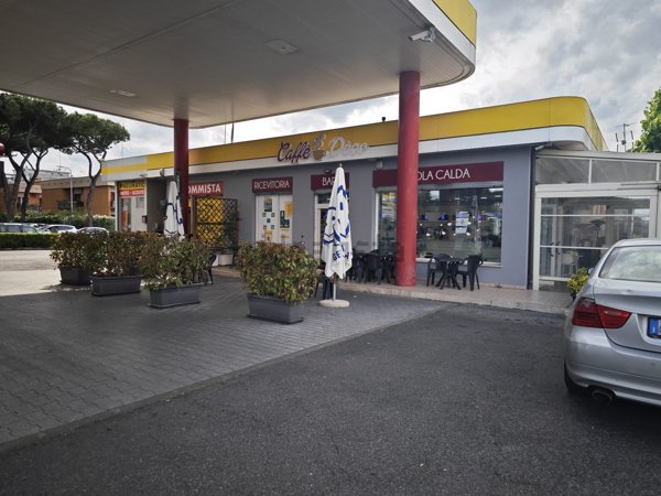 negozio in affitto a Ciampino
