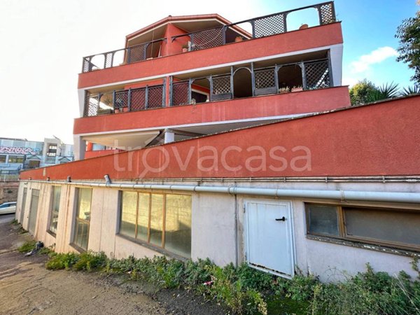 locale commerciale in affitto a Ciampino