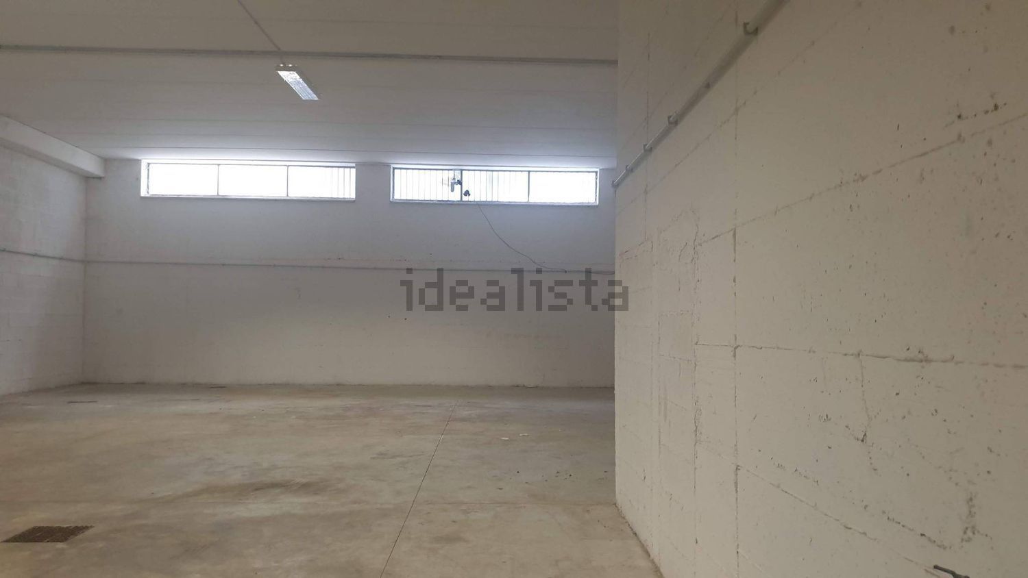 locale di sgombero in affitto a Ciampino