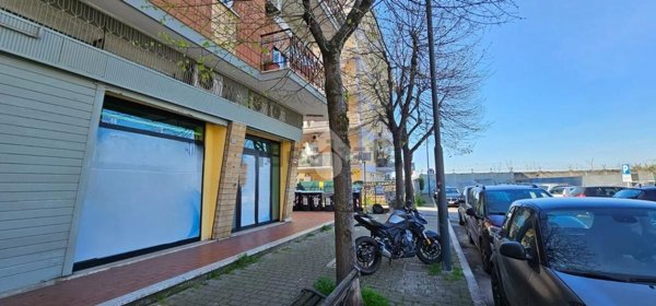 locale commerciale in affitto a Ciampino