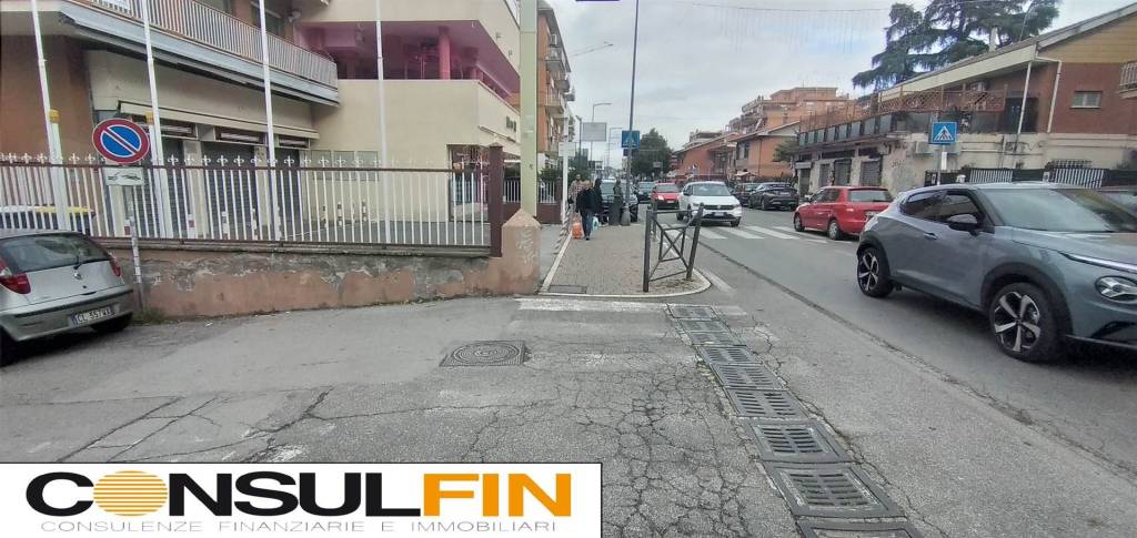 negozio in affitto a Ciampino
