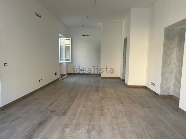 locale commerciale in affitto a Ciampino