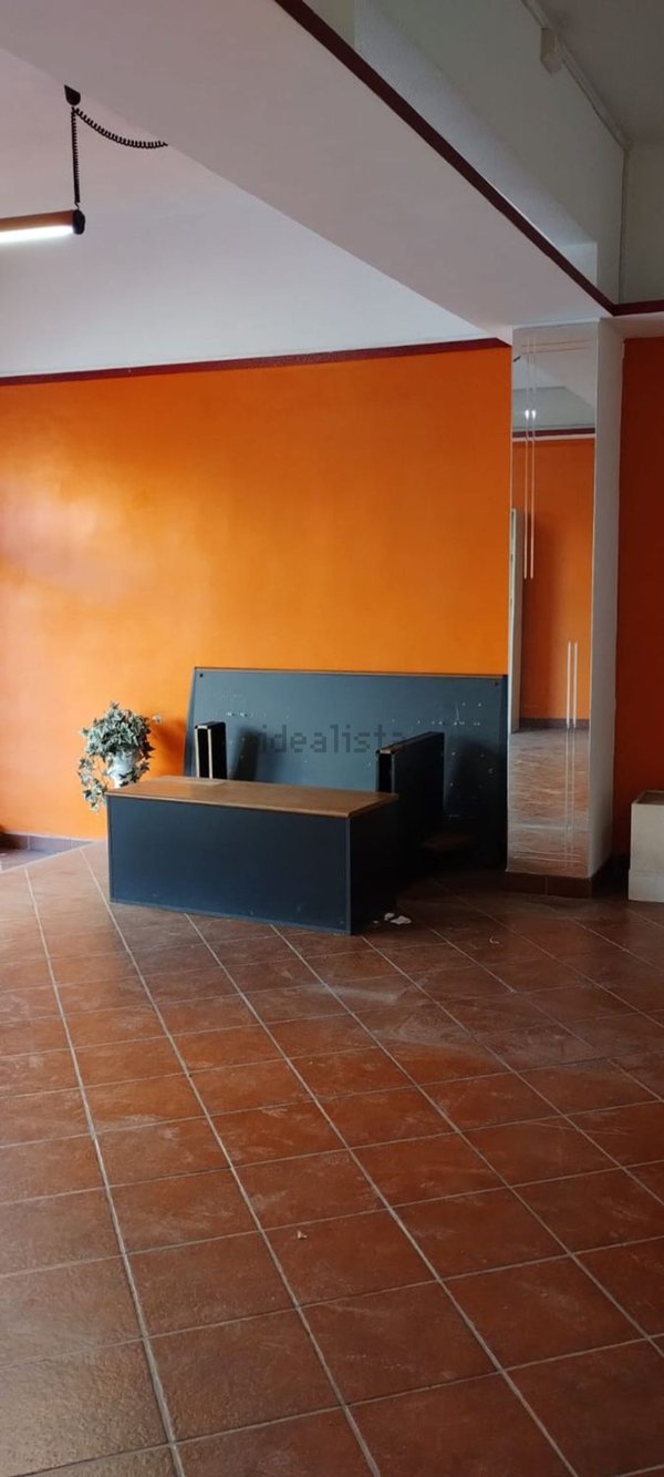 locale commerciale in affitto a Ciampino