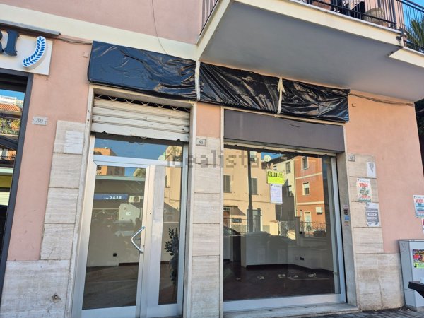locale commerciale in affitto a Ciampino