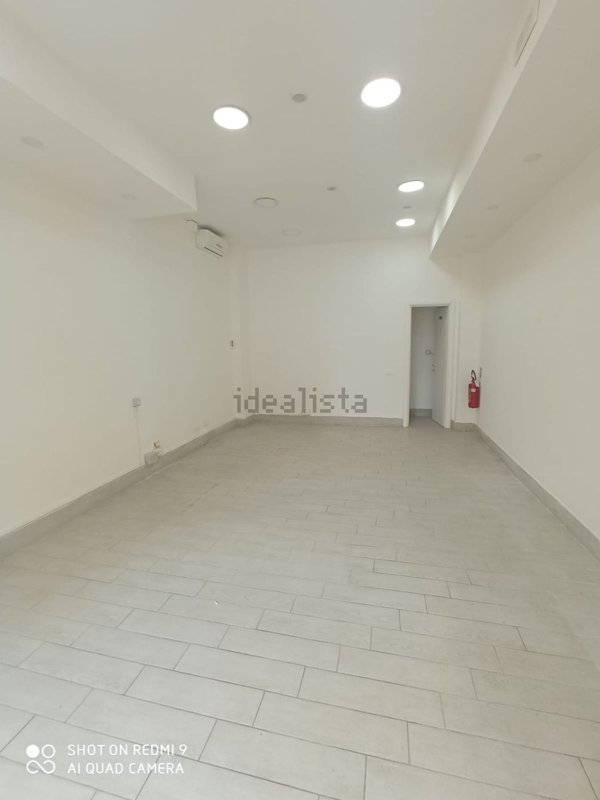 locale commerciale in affitto a Ciampino