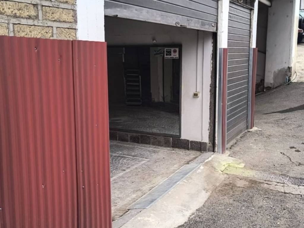 locale commerciale in affitto a Ciampino