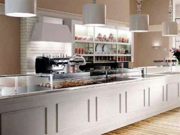 negozio in affitto a Ciampino