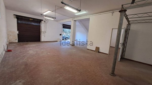 locale di sgombero in affitto a Ciampino