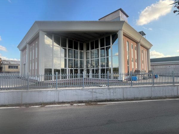 capannone in affitto a Ciampino