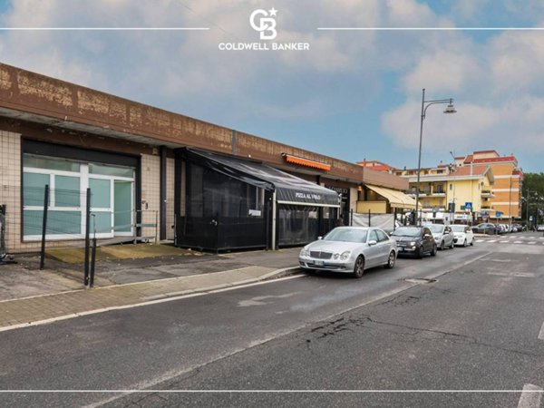 negozio in affitto a Ciampino