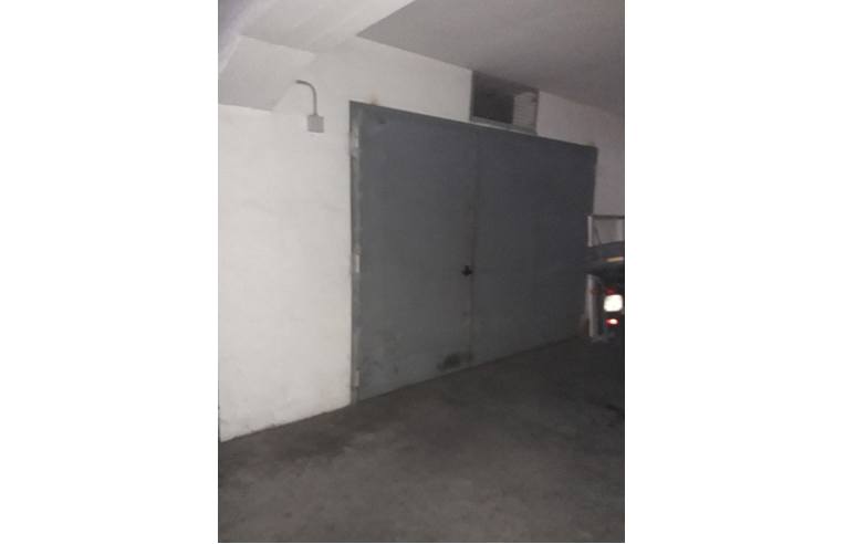 locale commerciale in affitto a Ciampino