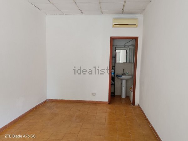 locale commerciale in affitto a Ciampino