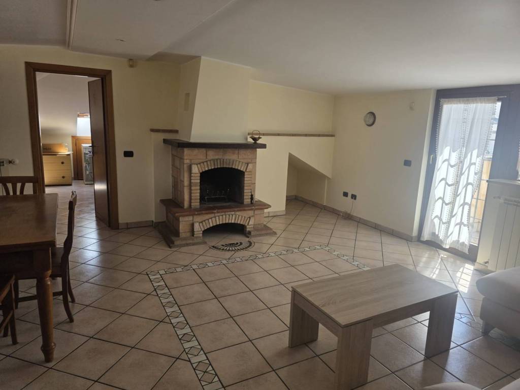 appartamento in affitto a Ciampino