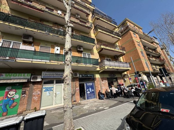negozio in affitto a Ciampino