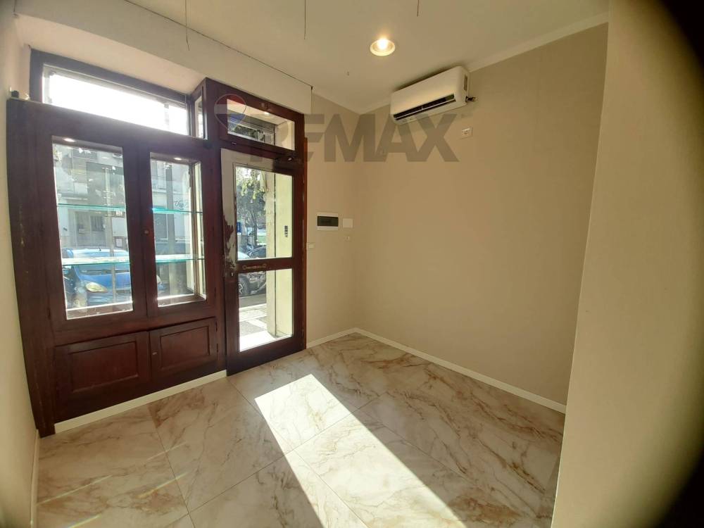 locale commerciale in affitto a Ciampino