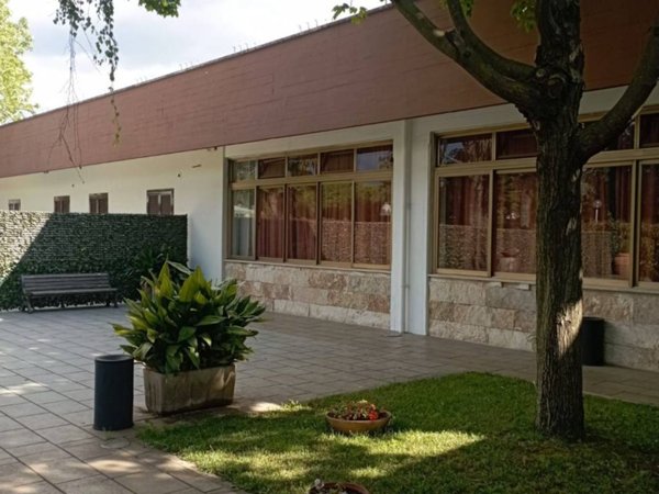 negozio in affitto a San Cesareo