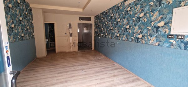 locale commerciale in affitto a San Cesareo