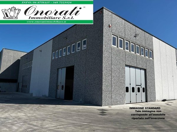 locale commerciale in affitto a San Cesareo