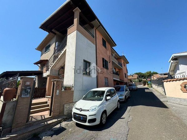 appartamento in affitto a San Cesareo in zona Colle di Fuori
