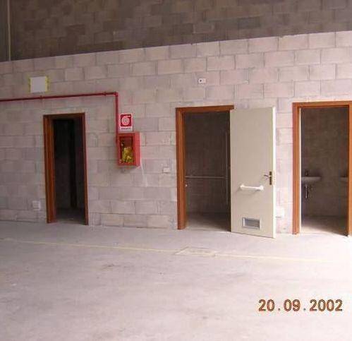 locale commerciale in vendita a Fiumicino in zona Focene