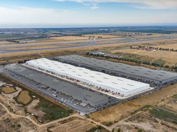 locale commerciale in affitto a Fiumicino in zona Maccarese