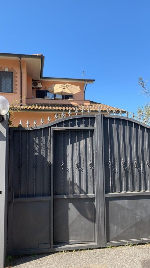 casa indipendente in affitto a Fiumicino in zona Fregene
