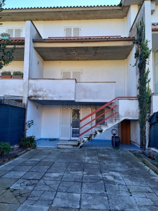 appartamento in affitto a Fiumicino in zona Fregene