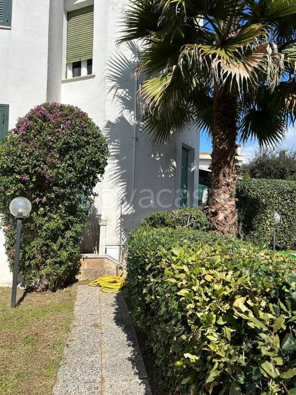 appartamento in affitto a Fiumicino in zona Fregene