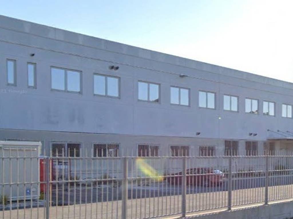 locale commerciale in affitto a Fiumicino in zona Maccarese