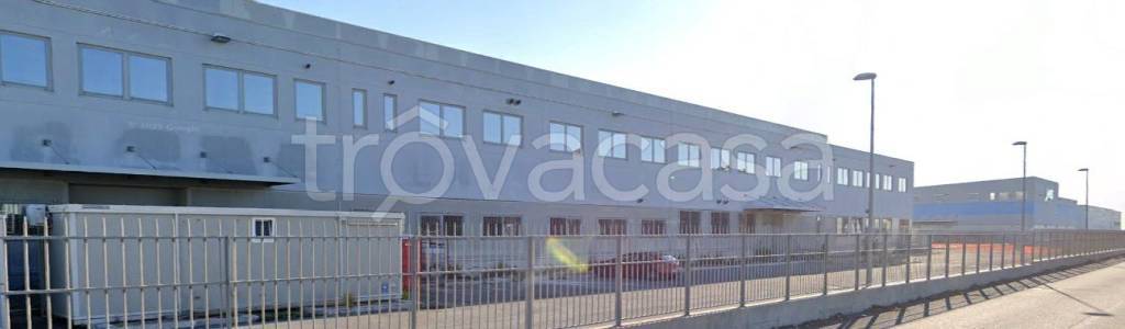 locale commerciale in affitto a Fiumicino