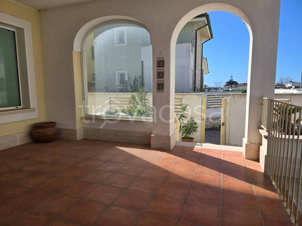 casa indipendente in affitto a Fiumicino in zona Fregene