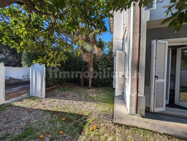 casa indipendente in affitto a Fiumicino in zona Fregene