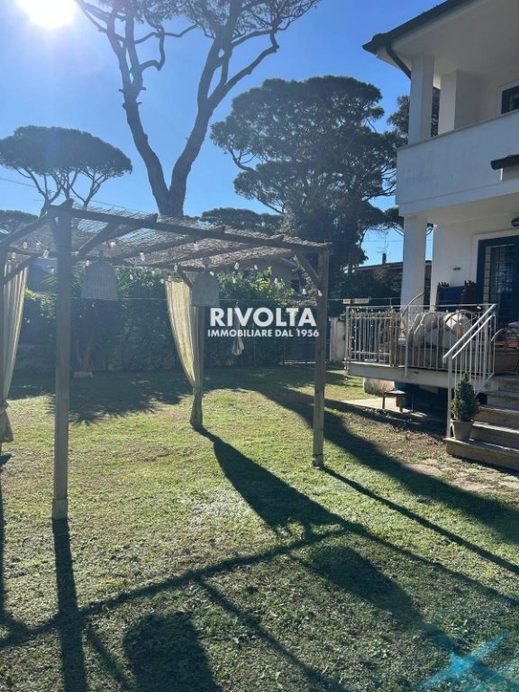 casa indipendente in affitto a Fiumicino in zona Fregene
