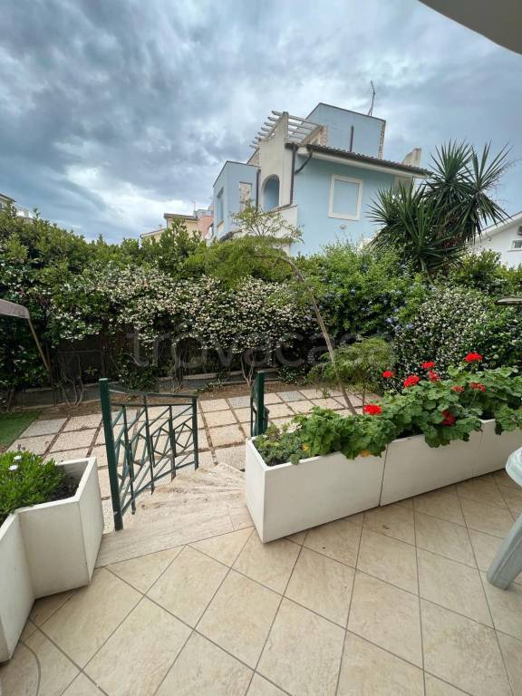 casa indipendente in affitto a Fiumicino in zona Fregene
