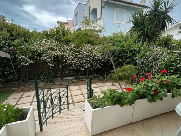 casa indipendente in affitto a Fiumicino in zona Fregene