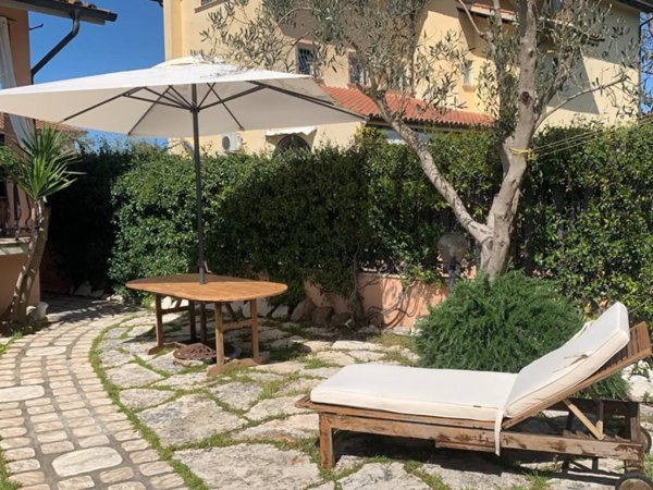 casa indipendente in affitto a Fiumicino in zona Fregene