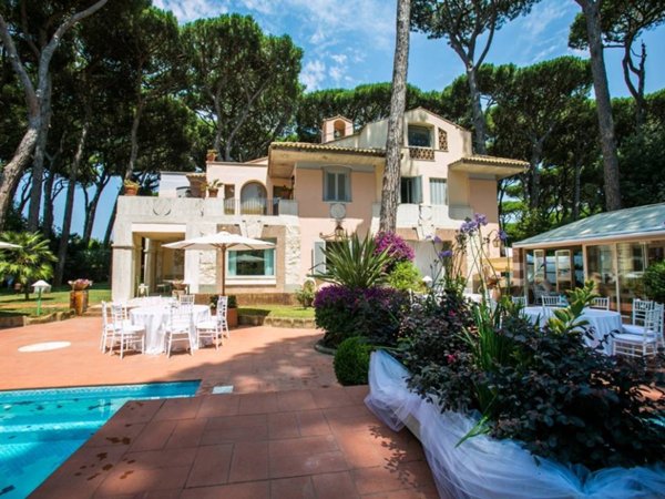 casa indipendente in affitto a Fiumicino in zona Fregene