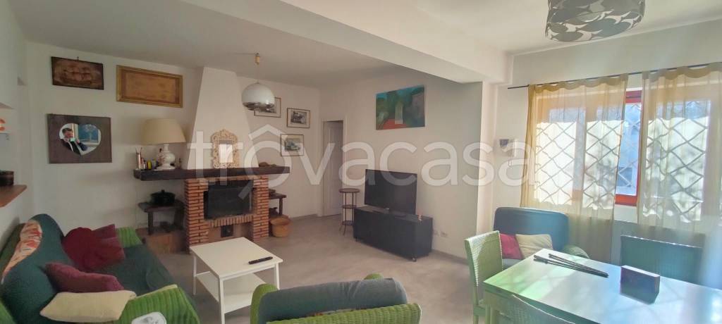 casa indipendente in affitto a Fiumicino in zona Fregene
