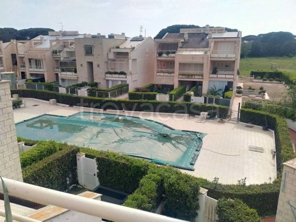 appartamento in affitto a Fiumicino in zona Fregene