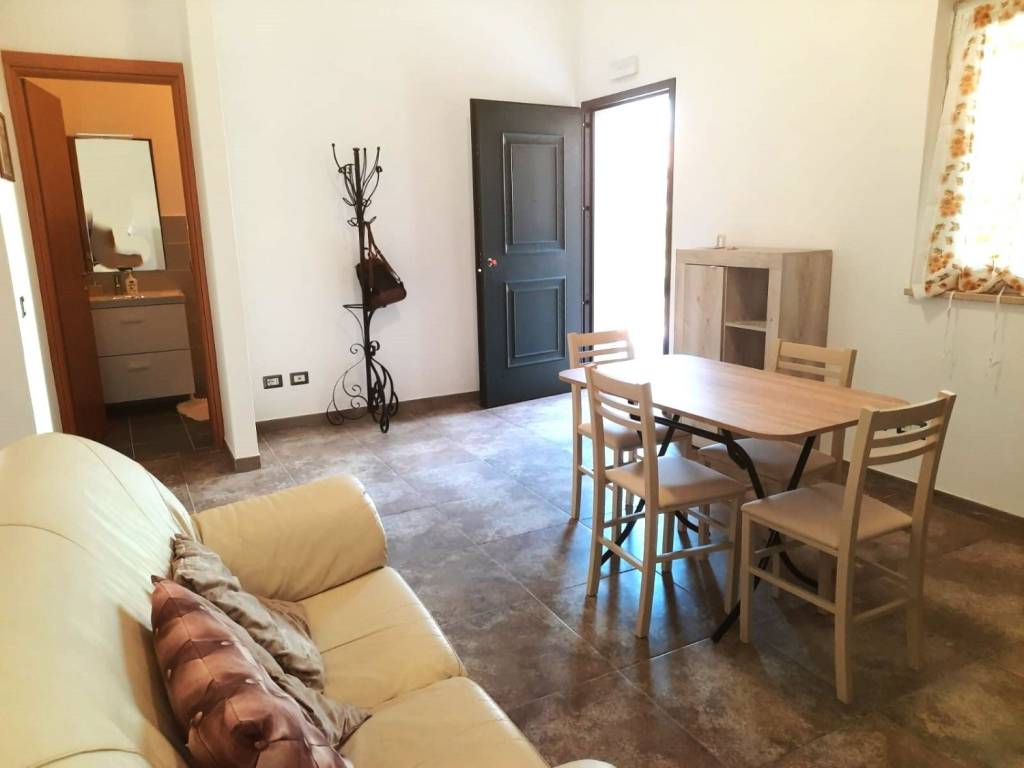 appartamento in affitto a Fiumicino in zona Isola Sacra