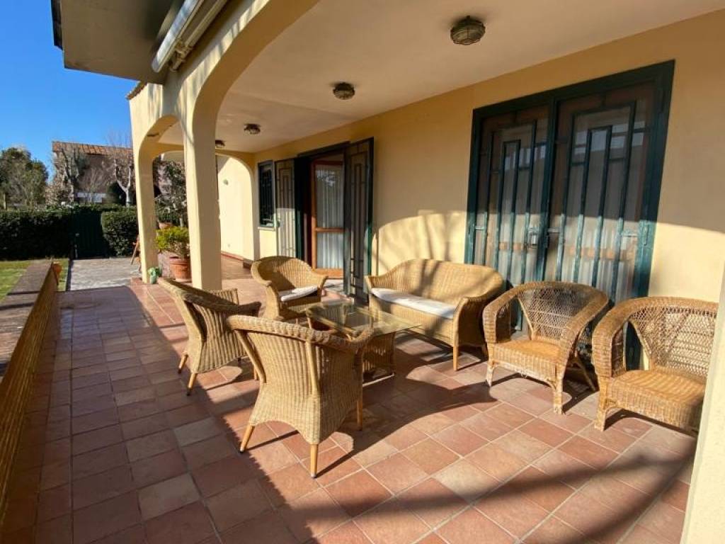 casa indipendente in affitto a Fiumicino in zona Fregene