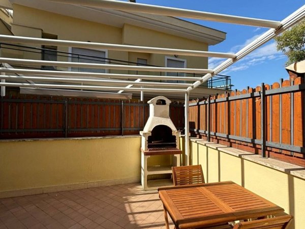 appartamento in affitto a Fiumicino in zona Fregene