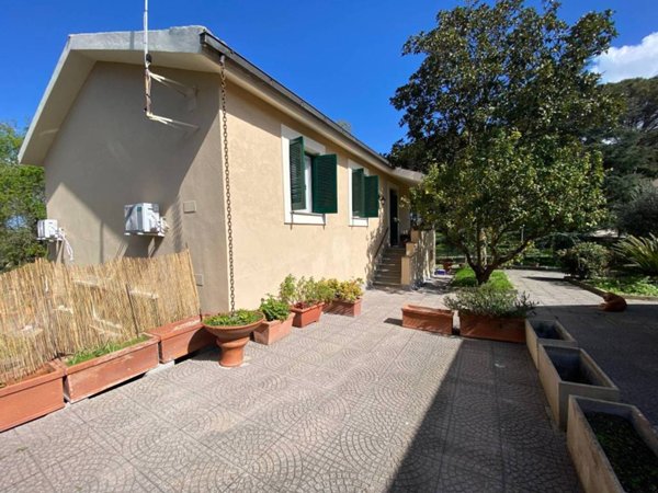 appartamento in affitto a Fiumicino in zona Aranova
