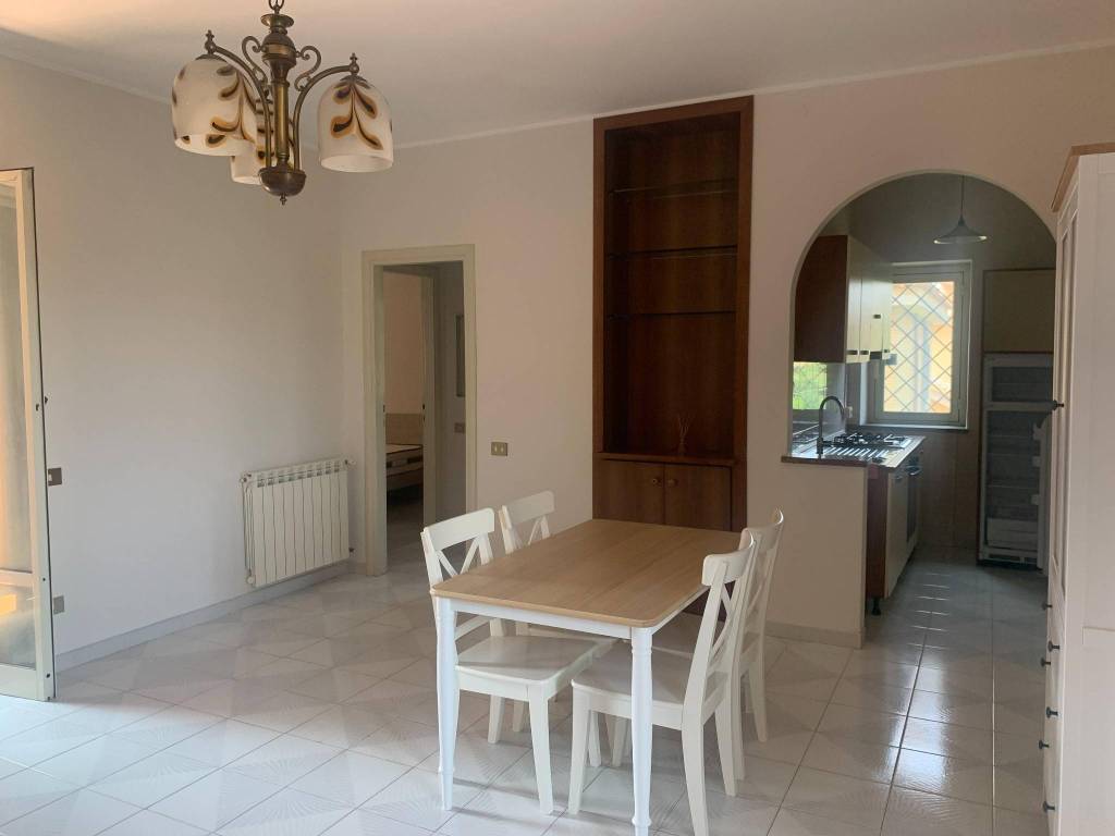 appartamento in affitto a Fiumicino in zona Isola Sacra
