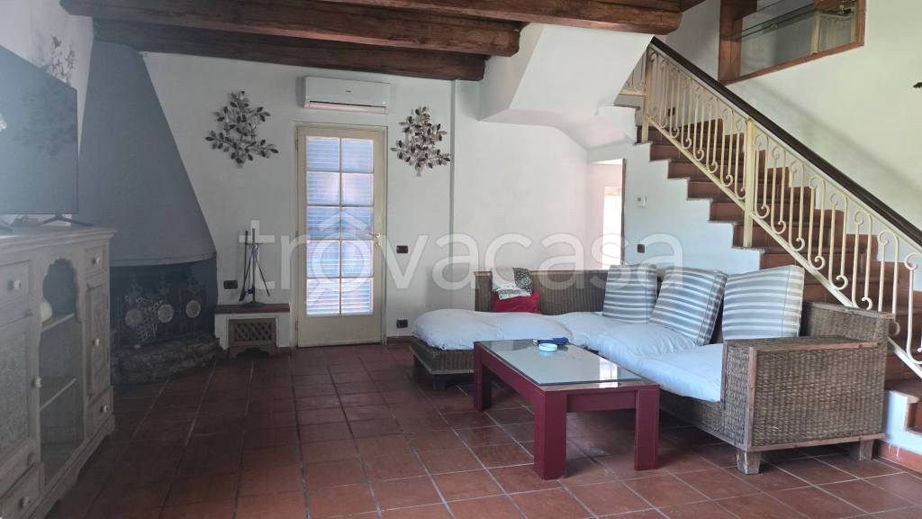 casa indipendente in affitto a Fiumicino in zona Fregene